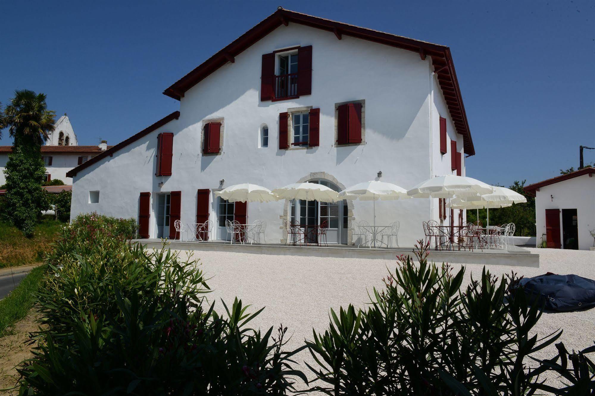 Hotel & Spa Harretchea, Cote Basque Ahetze Exterior photo